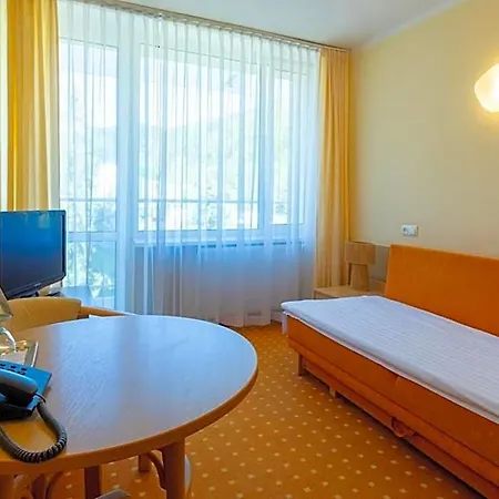 Perla Poludnia 3*